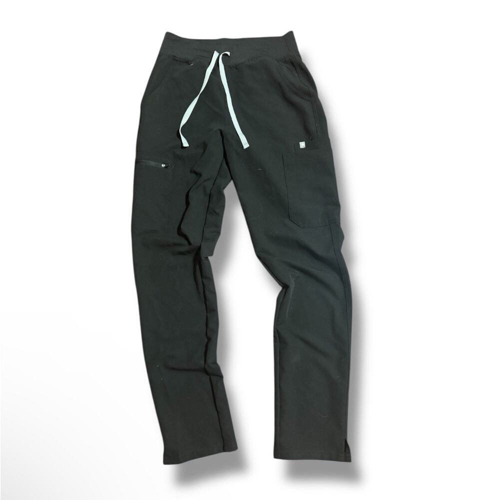 FIGS High Waisted Yola Skinny Scrub Pants S Petite (26-30x29) Black Cargo Pocket